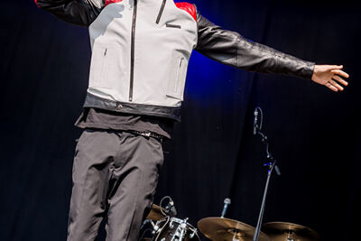 Ian Thomas @ Paal op Stelten 2014, foto 4, foto's door Elke Briers - FrontView Magazine