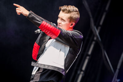 Ian Thomas @ Paal op Stelten 2014, foto 14, foto's door Elke Briers - FrontView Magazine