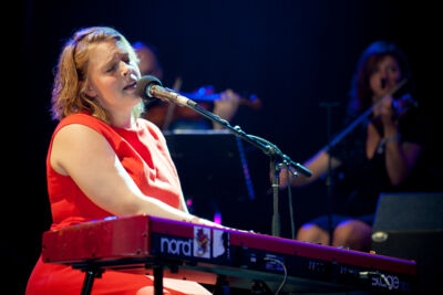 Hannelore Bedert @ dranouter 2014, foto 12, foto's door Devid Camerlynck - FrontView Magazine