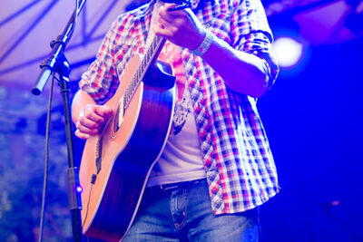 Birds That Change Colour Openluchttheater Rivierenhof, foto 1, foto's door Youri Vanlommel - FrontView Magazine