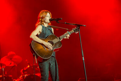 Axelle Red @ Beleuvenissen 2014, picture 2, photographed by Kurt Jacobs - FrontView Magazine