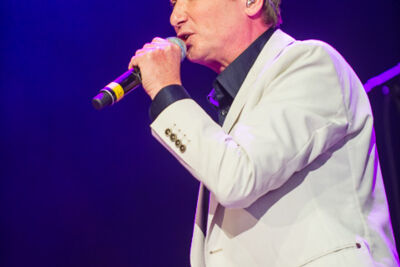 Bart Kaëll @ Summer Swing, picture 10, photographed by Dimitri Vanlommel - FrontView Magazine