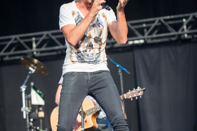 Clouseau @ Summer Swing, picture 2, photographed by Dimitri Vanlommel - FrontView Magazine