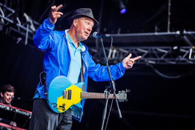 Fischer-Z @ Nostalgie Beach Festival 2014, picture 2, photographed by Elke Briers - FrontView Magazine
