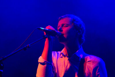Girls in Hawaii @ Openluchttheater Rivierenhof, picture 3, photographed by FrontView Magazine
