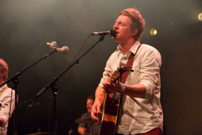 Girls in Hawaii @ Openluchttheater Rivierenhof, picture 15, photographed by FrontView Magazine
