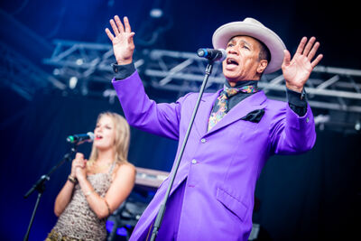 Kid Creole & The Coconuts @ Nostalgie Beach Festival 2014, picture 1, photographed by Elke Briers - FrontView Magazine