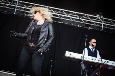 Kim Wilde @ Nostalgie Beach Festival 2014, picture 3, photographed by Elke Briers - FrontView Magazine