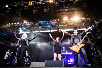 Kim Wilde @ Nostalgie Beach Festival 2014, picture 10, photographed by Elke Briers - FrontView Magazine