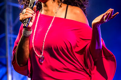 Sister Sledge @ Nostalgie Beach Festival 2014, picture 7, photographed by Elke Briers - FrontView Magazine