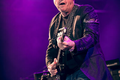 Level 42 @ Nostalgie Beach Festival 2014, picture 8, photographed by Elke Briers - FrontView Magazine