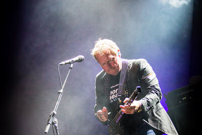 Level 42 @ Nostalgie Beach Festival 2014, picture 15, photographed by Elke Briers - FrontView Magazine