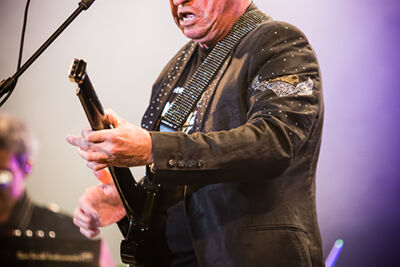 Level 42 @ Nostalgie Beach Festival 2014, picture 20, photographed by Elke Briers - FrontView Magazine