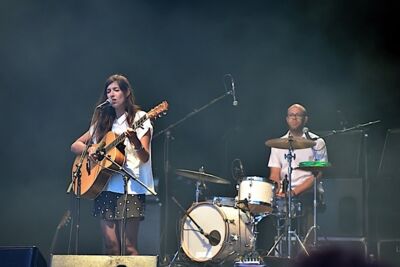 Clare Louise @ Brussels Summer Festival, picture 11, photographed by Wim Patry - FrontView Magazine
