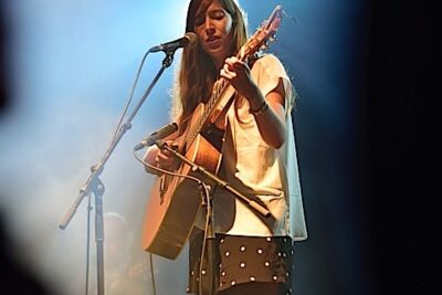 Clare Louise @ Brussels Summer Festival, picture 22, photographed by Wim Patry - FrontView Magazine