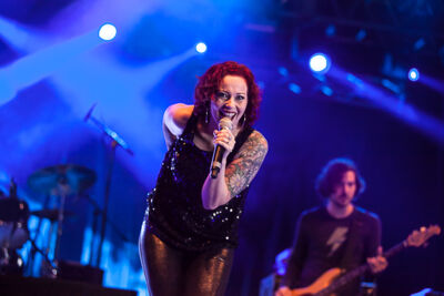 Anneke Van Giersbergen @ Summer Breeze 2014, picture 1, photographed by Dorien Goetschalckx - FrontView Magazine