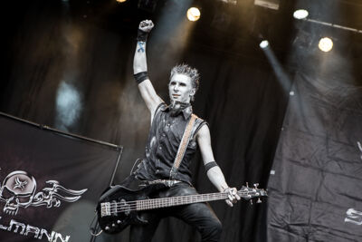 Stahlmann @ Summer Breeze 2014, picture 10, photographed by Dorien Goetschalckx - FrontView Magazine
