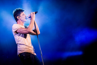 Clouseau @ Stadsfestival Ieper, picture 1, photographed by Elke Briers - FrontView Magazine