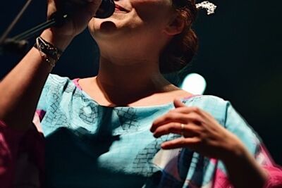Emiliana Torrini @ Brussels Summer Festival, picture 20, photographed by Wim Patry - FrontView Magazine