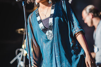 Leki @ Stadsfestival Ieper, picture 7, photographed by Elke Briers - FrontView Magazine