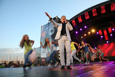 Zomerhit 2014 Live uitzending, picture 10, photographed by VRT - FrontView Magazine