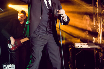 Will Tura @ Druivenfeesten Overijse, picture 2, photographed by Elke Briers - FrontView Magazine