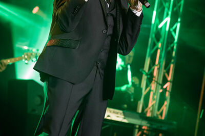 Will Tura @ Druivenfeesten Overijse, picture 4, photographed by Elke Briers - FrontView Magazine