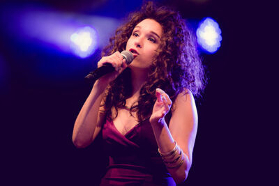 Dunja & Band @ Maanrock 2014, picture 5, photographed by Elke Briers - FrontView Magazine