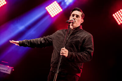 Sam Sparro @ Maanrock 2014, picture 4, photographed by Elke Briers - FrontView Magazine