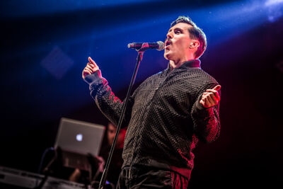 Sam Sparro @ Maanrock 2014, picture 8, photographed by Elke Briers - FrontView Magazine