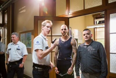 Setbezoek verfilming: "Black" @ Colignonplein Schaarbeek, foto 32, foto's door Guy Danneels - FrontView Magazine