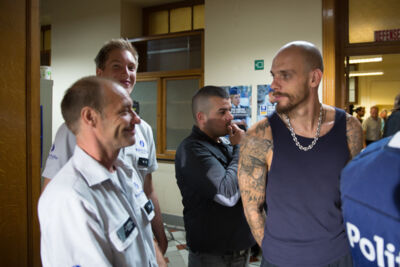 Setbezoek verfilming: "Black" @ Colignonplein Schaarbeek, foto 63, foto's door Guy Danneels - FrontView Magazine