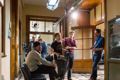 Setbezoek verfilming: "Black" @ Colignonplein Schaarbeek, foto 74, foto's door Guy Danneels - FrontView Magazine