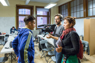 Setbezoek verfilming: "Black" @ Colignonplein Schaarbeek, foto 77, foto's door Guy Danneels - FrontView Magazine