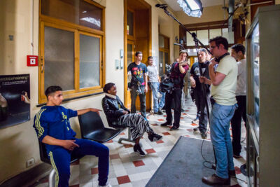 Setbezoek verfilming: "Black" @ Colignonplein Schaarbeek, foto 79, foto's door Guy Danneels - FrontView Magazine