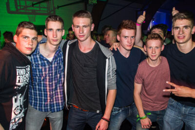 Clubber Fever Summer Edition @ Hulshout, picture 138, photographed by Tom Van Tongerloo - FrontView Magazine