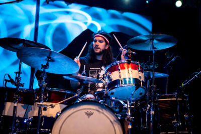 DVKES @ OLT Rivierenhof, picture 1, photographed by Dorien Goetschalckx - FrontView Magazine