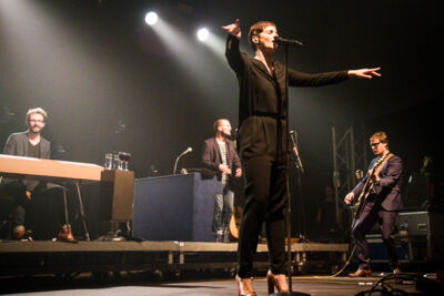Hooverphonic @ Crammerock 2014, picture 8, photographed by Tom Stessens - FrontView Magazine