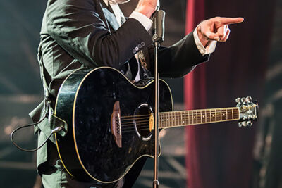 Daan @ Villa Pace 2014, picture 17, photographed by Elke Briers - FrontView Magazine