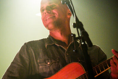 Milow @ Crammerock 2014, foto 5, foto's door Tom Stessens - FrontView Magazine