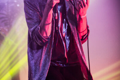 Oscar and the Wolf @ Crammerock 2014, picture 7, photographed by Tom Stessens - FrontView Magazine