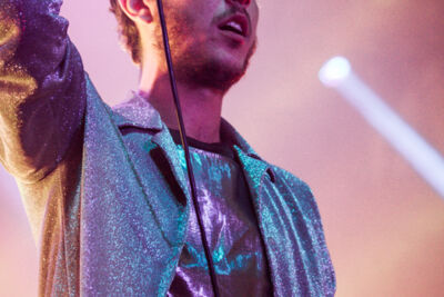 Oscar and the Wolf @ Crammerock 2014, picture 8, photographed by Tom Stessens - FrontView Magazine