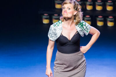Nele Goossens: " 't Zal wel zijn " @ Fakkelteater, picture 16, photographed by Guy Danneels - FrontView Magazine