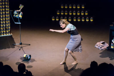 Nele Goossens: " 't Zal wel zijn " @ Fakkelteater, picture 28, photographed by Guy Danneels - FrontView Magazine