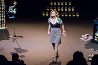 Nele Goossens: " 't Zal wel zijn " @ Fakkelteater, picture 32, photographed by Guy Danneels - FrontView Magazine
