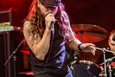 Iese Daase @ OlensFest 2014, picture 12, photographed by Edwin Houdevelt - FrontView Magazine