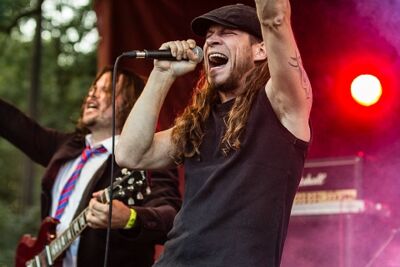 Iese Daase @ OlensFest 2014, picture 14, photographed by Edwin Houdevelt - FrontView Magazine
