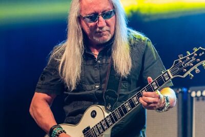Uriah Heep @ OlensFest 2014, picture 5, photographed by Edwin Houdevelt - FrontView Magazine