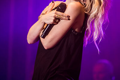 Ilse DeLange @ Parkfestival Coevorden 2014, foto 10, foto's door Elke Briers - FrontView Magazine