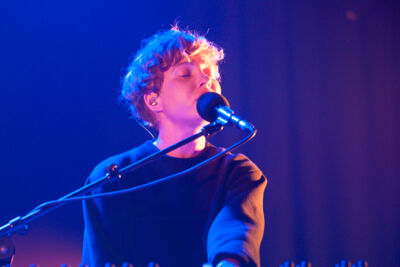 Isbells @ Leffingeleuren 2014, picture 11, photographed by Devid Camerlynck - FrontView Magazine